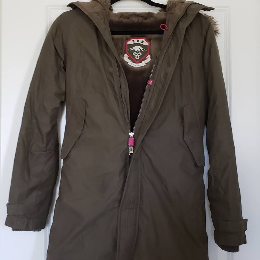 Aritzia TNA Summit Long Parka, XS Olive